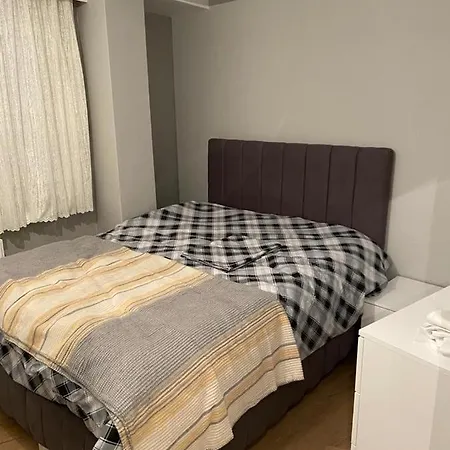 Mirapark 4 *